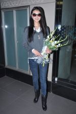 Miss World 2012 Yu Wenxia at Mumbai Airport on 19th Jan 2013 (23).JPG